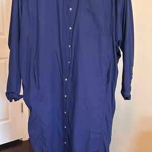 Universal Thread Long Sleeve Button-Front Shirt Dress in Blue